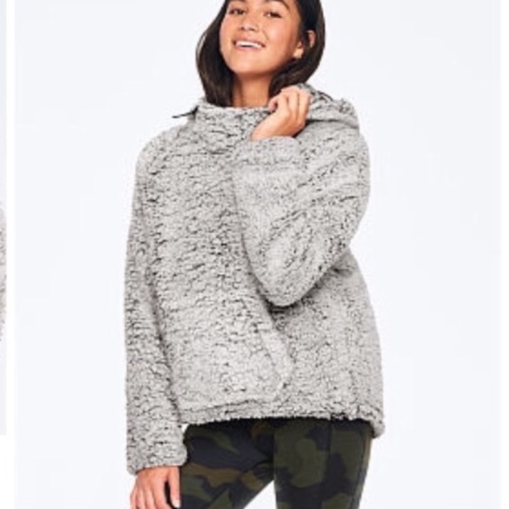 VICTORIA SECRET PINK GRAY PULLOVER SHERPA HOPDIE SIZE SMALL